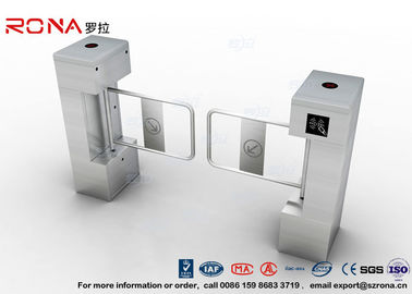 شراء AC 220V IC معرف سوينغ حاجز بوابة سوينغ رفرف حاجز بوابة بوابة 600MM التحكم في الوصول للالمغناطيسي الباب الدوار online manufacture
