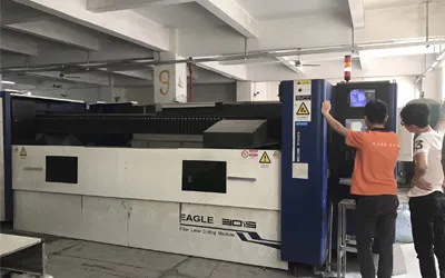 أحدث مدونات الشركة حول تحسين إدارة تدفقات الزوار والموظفين في مباني الشركات من خلال بوابات الوصول RFID